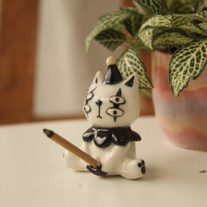 Pre-order Unique Cat Incense Holder, Handmade Ceramic, Unique Gift, Home Decor, Housewarming Gift, Birthday Gift, Gift for Her, Unique art