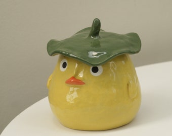 Zamów w przedsprzedaży Uroczy żółty kaczor noszący kubek ceramiczny z ręcznie robioną ceramiką, unikatowy kubek z postacią z anime, prezent urodzinowy dla przyjaciela, prezenty świąteczne, wystrój domu