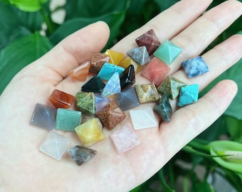 12mm Mini Crystal Pyramid, Small Healing Crystal Decoration, Mystery Crystal, Bulk Wholesale Crystal