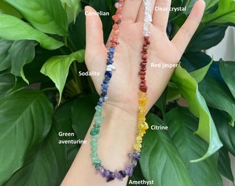 7 Chakra Crystal Necklace, Quartz Crystal Chip Bead Necklace, Healing Crystal Gift, Handmade Rainbow Stone Necklace