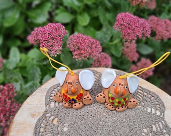 青い陶器の手作り象の置物ペア - 装飾的な陶芸芸術、収集価値のある