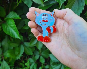 Handmade Ceramic Kitten Magnet: Collectible Cat Lover Gift