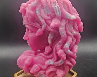 Large Scented Medusa Head Candle/ Beeswax Medusa Candle/Medusa Intention Candle/Medusa Ritual Candle/Medusa Decor/Blue Lace Agate Crystal/