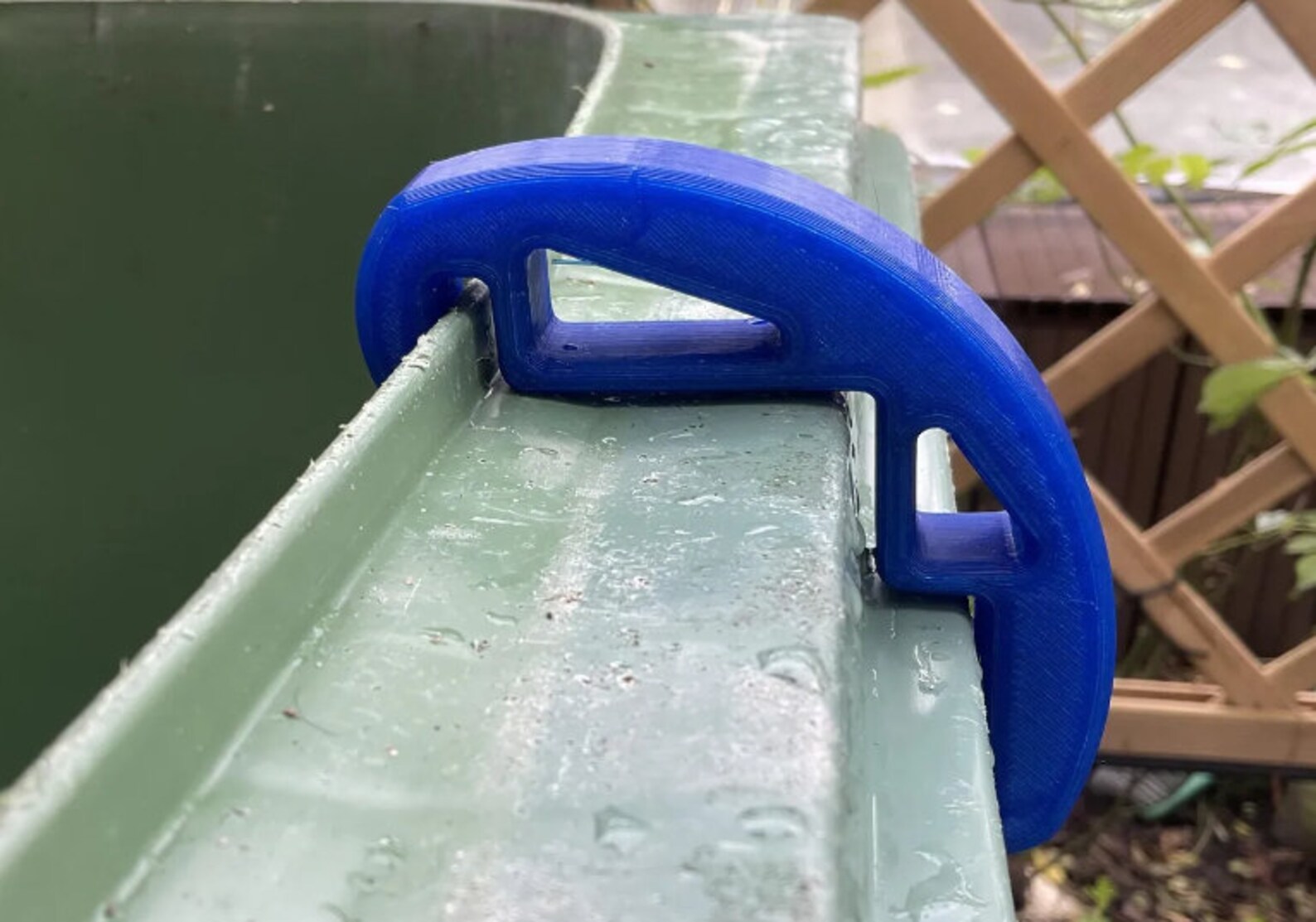 Kliko-cracker, tool tegen maden in de kliko, container, anit-made