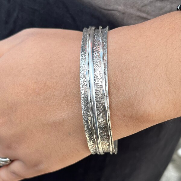 Beautiful Spinner Bangle, Spin Bangle, Love Bangle, Women Bangle, Silver Jewelry, 925 Silver Bangle, Handmade Bangle, Christmas Bangle