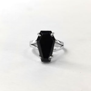 Black Onyx Ring, Coffin Ring, Gemstone Ring, Handmade Ring, 925 Silver Ring, Statement Ring, Natural Onyx, Onyx Jewelry, Beautiful Ring