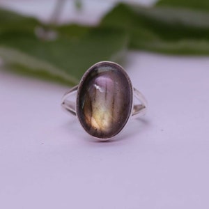 Labradorite Ring, Boho Ring, Gemstone Ring, 925 Silver Ring, Handmade Ring, Natural Labradorite, Labradorite Jewelry, Beautiful Ring