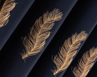 100% verduisterend linnen marineblauw en goud geborduurde luxe gordijnpanelen.