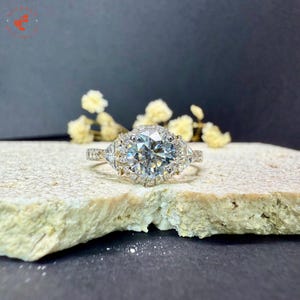 1.21 Carat IGI Certified E Color VVS2 Clarity Round Cut Lab Grown Diamond Three Stone Solitaire Engagement Ring, 14K White Gold, CVD diamond