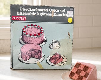 Vintage Roscan Checkerboard Cake Set | Never Used in Original Box | Retro Cake Pan Set | Checkerboard Cake Baking Kit