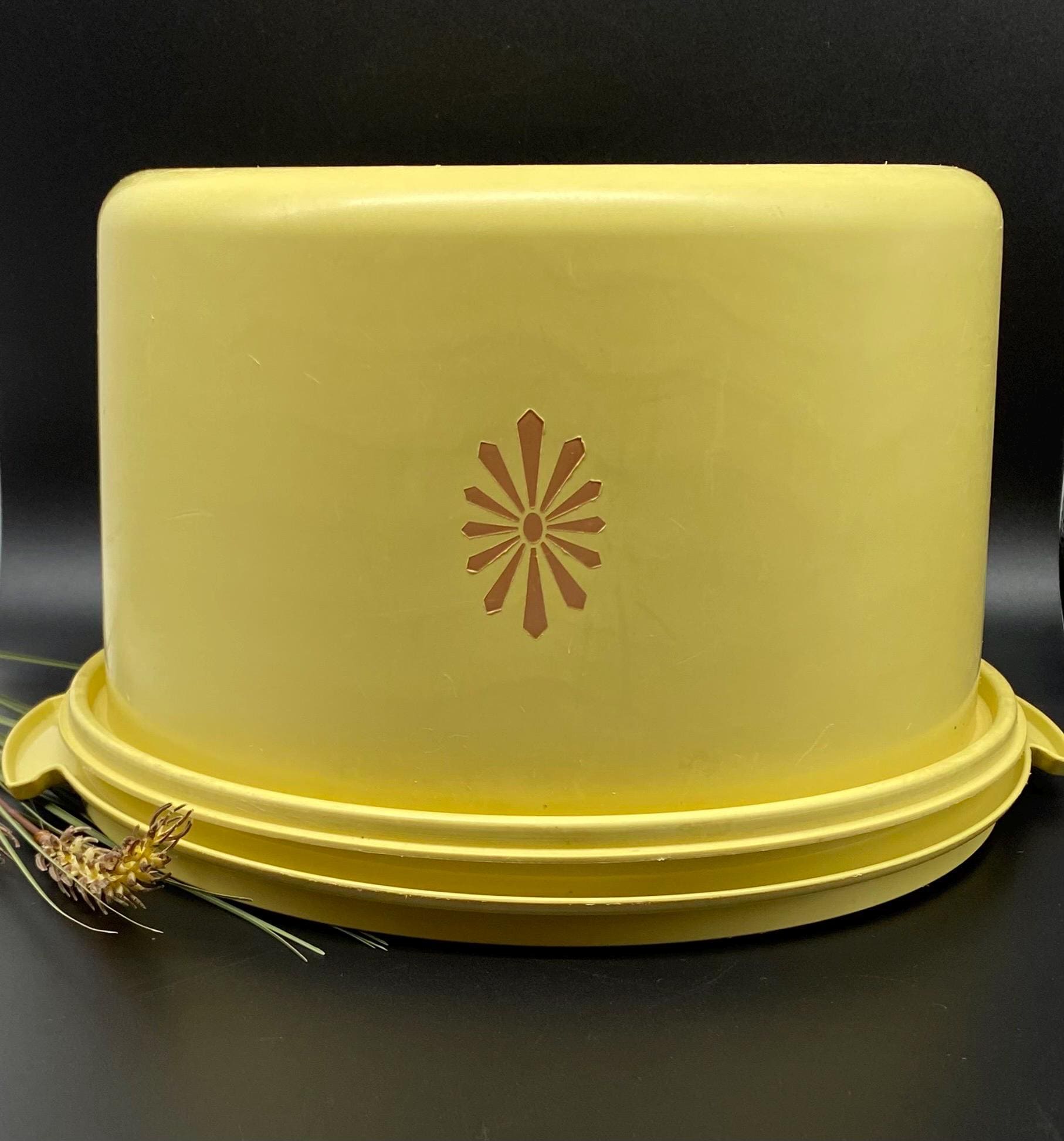 Vintage Tupperware Cake Carrier Transporter Harvest Gold Starburst Daisy #683