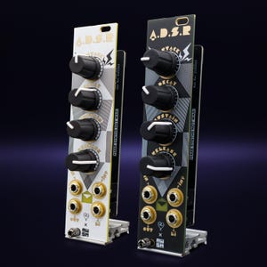 Puede incluir: Dos m&oacute;dulos de sintetizador modular, uno blanco y otro negro, con perillas negras y conectores dorados. Los m&oacute;dulos tienen el texto "A.D.S.R." y "MAKE SYNTHS NOT WAR". Cada m&oacute;dulo tiene cuatro perillas etiquetadas como "ATTACK", "DECAY", "SUSTAIN" y "RELEASE".