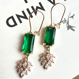 Art Deco Emerald Earrings, Vintage Baguette Green Dangles, Art Nouveau Jewelry, Emerald Green Diamond Drop Earrings, 1920s Art Deco Style