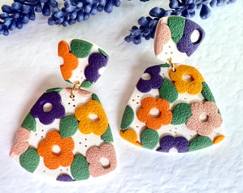 Flower Clay Earrings, Cute Botanical Earrings, Minimalist Floral Dangle Earrings, Polymer Clay Earrings, Birthday Gift for Her Best Friend