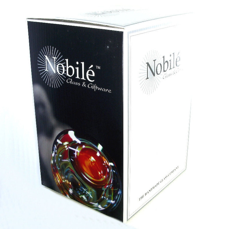 Nobile Ruby Leaf Twist Vase - 20cm