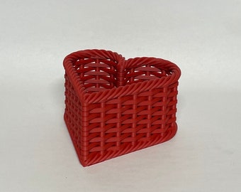 Woven Heart Storage Container. High Quality 3D Printed  Desk Organization!