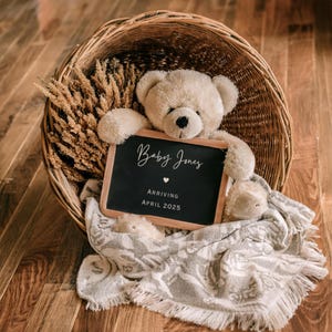 Neutrale Boho Digitale Schwangerschaftmitteilungsvorlage | Baby Reveal in den sozialen Medien | Werdende Eltern | Ohne Foto