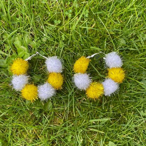 Gold & White Medium tinsel Pom Pom hoop earrings