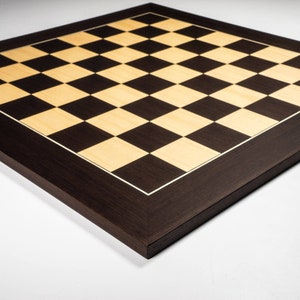 Tabuleiro decorativo de xadrez preto de madeira de sicómoro, grande dimensão 50x50 cm
