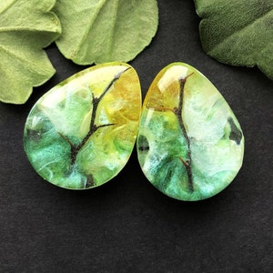 Green Leaf Epoxy Resin Ear Plugs: Handmade Nature Tunnels