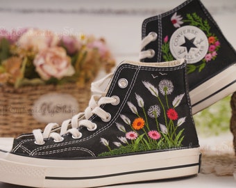 Wedding sneakers/ Valentine Gift/Embroidered Wedding Flowers Shoes /Wedding Converse Converse Embroidered Flowers
