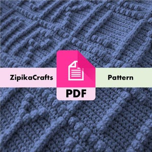 Könnte beinhalten: Ein blaues Häkelmuster mit einem rosa Knopf, auf dem "PDF" steht, und dem Text "ZipikaCrafts Pattern".