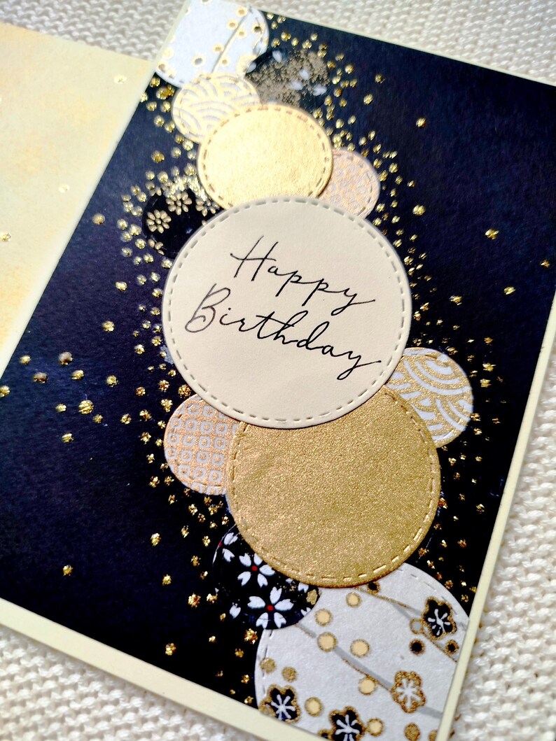 Carte Happy Birthday, or et noire, élégante. Homme et femme, fait main image 2