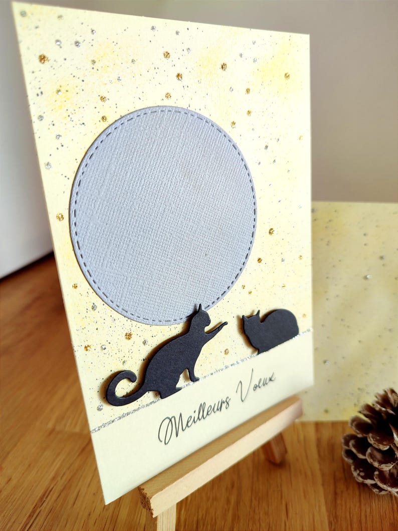 Carte Joyeuses Fêtes. Carte de voeux fait main. Chat image 2