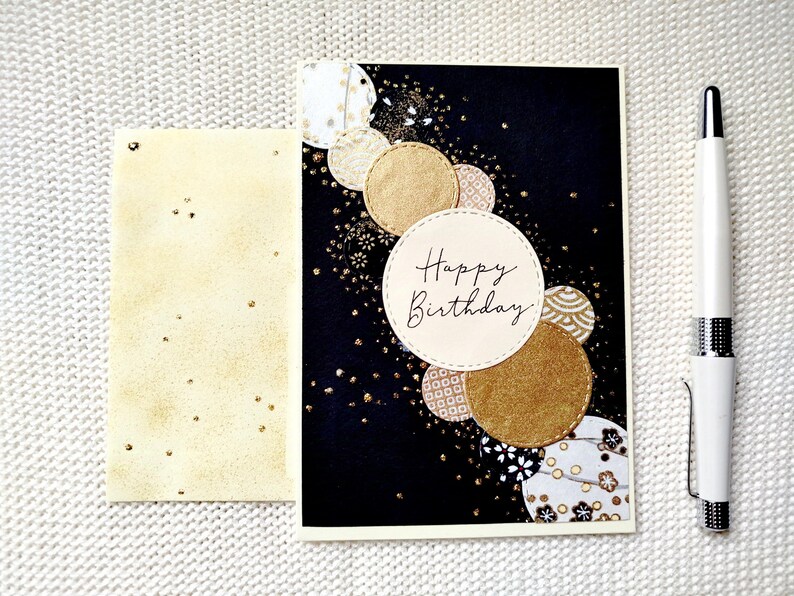 Carte Happy Birthday, or et noire, élégante. Homme et femme, fait main image 1