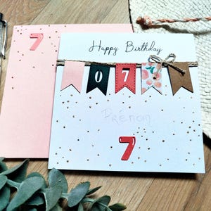 Carte Anniversaire fillette et enfant. Fait main. Rose, rouge et vert. Personnalisable