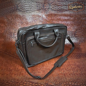 Leather Messenger Briefcase Gift, Full Grain Leather bag, Leather Messenger Cross-Body Laptop Bag Office, Leather Travel Bag, Cross-Body Bag