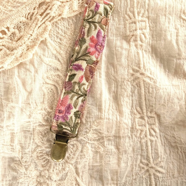 Handmade Pacifier Cord/ Pacifier Clip PRIMROSE PINK LIGHT