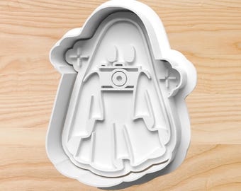 Selfie Ghost Cookie Cutter & Stamp: Halloween Baking Tool