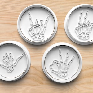 Skeleton Hand Cookie Cutters || Halloween Cookie Cutters || Holiday Cookie Cutters || Creepy Cookie Cutters || Fall Cookie Cutters