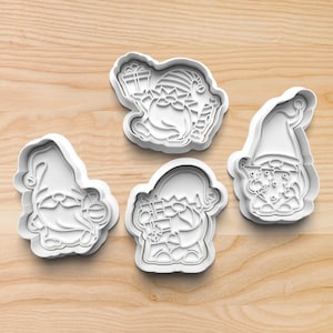 Christmas Gnome Cookie Cutter Set – Cute Holiday Gnomes Cookie Stamps for Festive Baking, Gift Sets, Fondant or Clay Use, Winter Party Treat