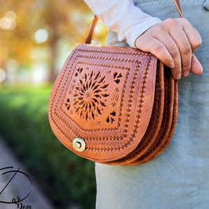 Handmade Leather Crossbody Bag – Brown Embossed Moroccan Saddle Bag – Small Shoulder Purse for Women