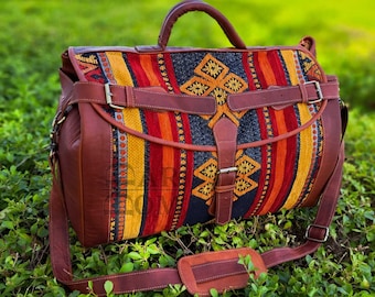 Leather travel bag, weekender, duffle bag, with berber fabric : Vintage and boho look Leather  Bag