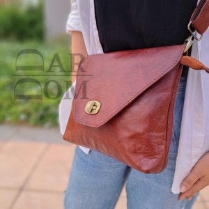 Leather Messenger Bag, Crossbody and Shoulder bag for women