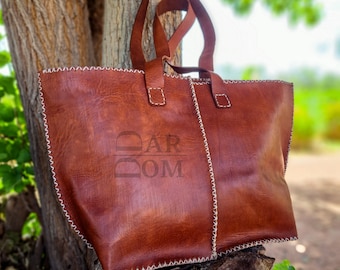 Leather tote Bag, Shoulder Bag, Handbag for women : Made and sewn by hand