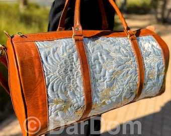 Victorian Elegance in Carpet and Leather Travel Bag for Women : Handmade