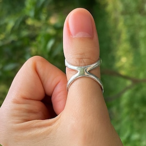 Arthritis finger splint for bcnding sideways lateral deviation sterling silver 925, brass or copper ring for Ehlers Danols, EDS