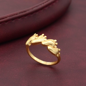 Adorable Baby Feet Ring – Brass Open Band for Moms & Gifts