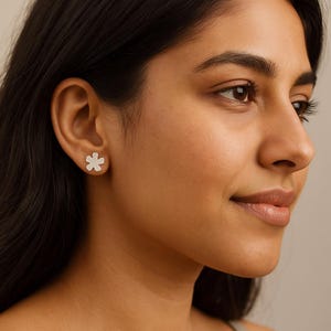 Sterling Silver Flower Stud Earrings, Dainty Floral Earrings, Minimalist Everyday Jewelry Gift