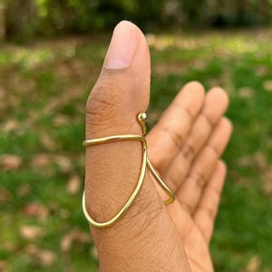 Férula de soporte para artritis, desviación lateral angular, EDS, dedo en martillo, dedo en gatillo, anillo chapado en oro