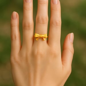 Anillo de lazo dorado: un delicado regalo ajustable para mujer, un bonito anillo de lazo, un accesorio minimalista para el día a día.