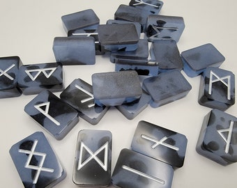 25pc Viking Runes Set