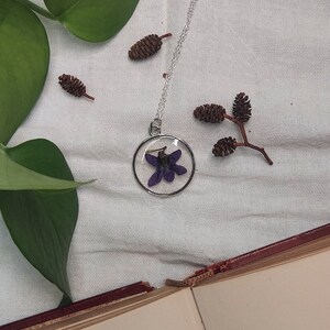 Violet Pendant in Silver Circle, Handmade Resin Necklace with Real Flowers