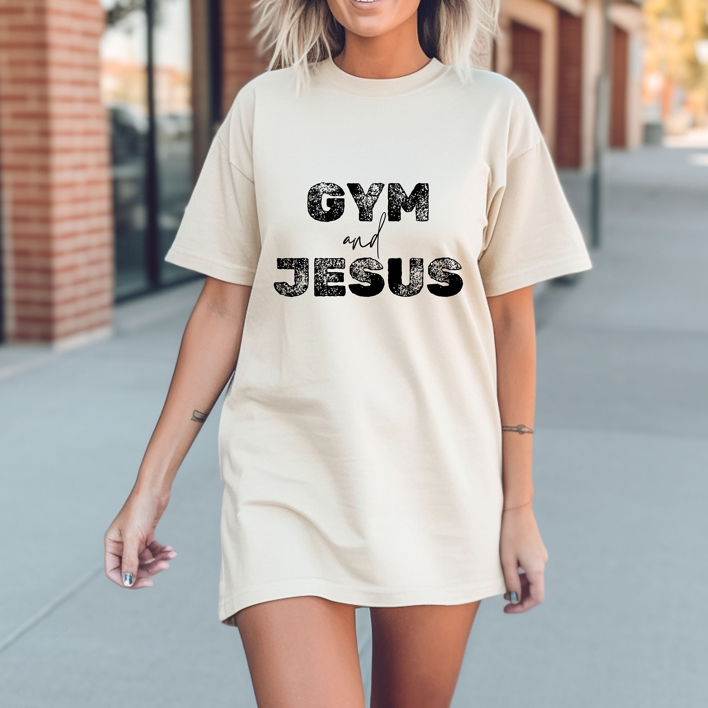 Gym And Jesus Funny Gym Christian Gifts T-Shirt