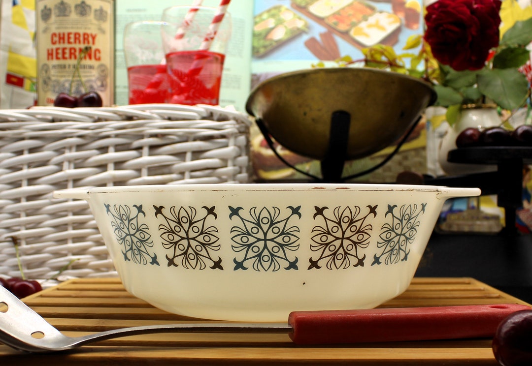 Pyrex Chelsea Pattern 0.7 L/3pt 513 Vintage Collectable Geometric ...