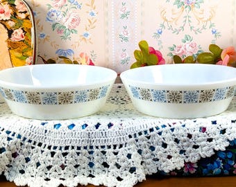 Par de cuencos Pyrex Chelsea para sopa y postre, con diseño geométrico vintage de copos de nieve, vajilla JAJ, platos de vidrio opalino, c. 1967-78